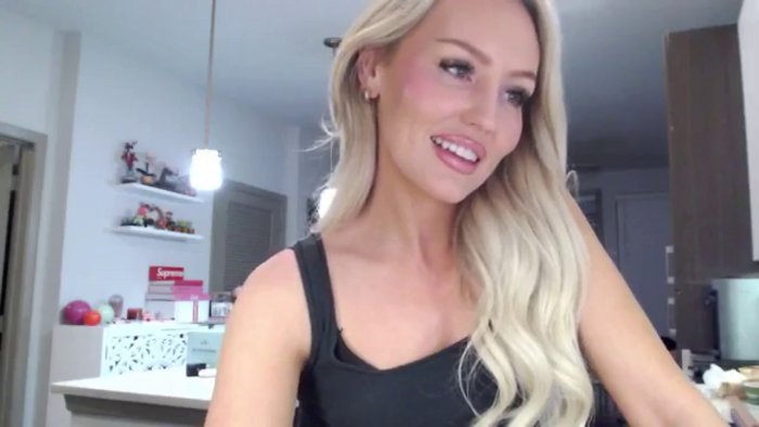 Officialelsa