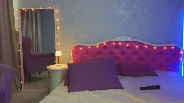 ArianaPetite