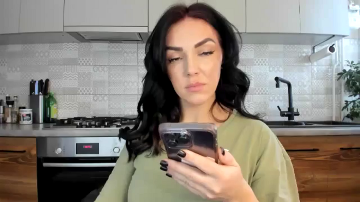MissNelly_