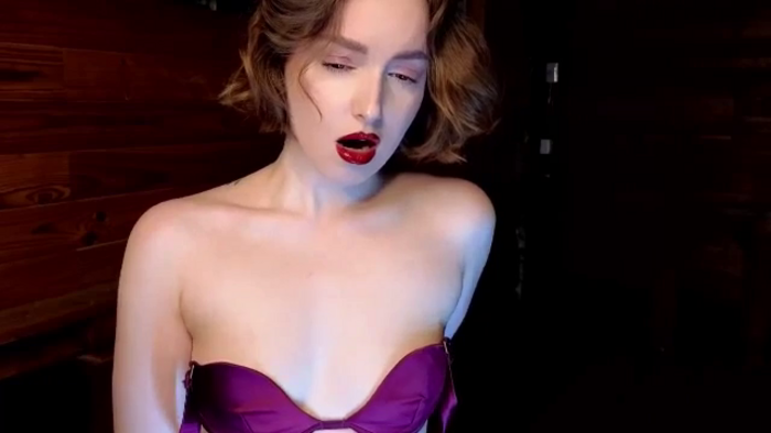 Red_Lips_Girl