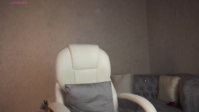 Nicole_stormy