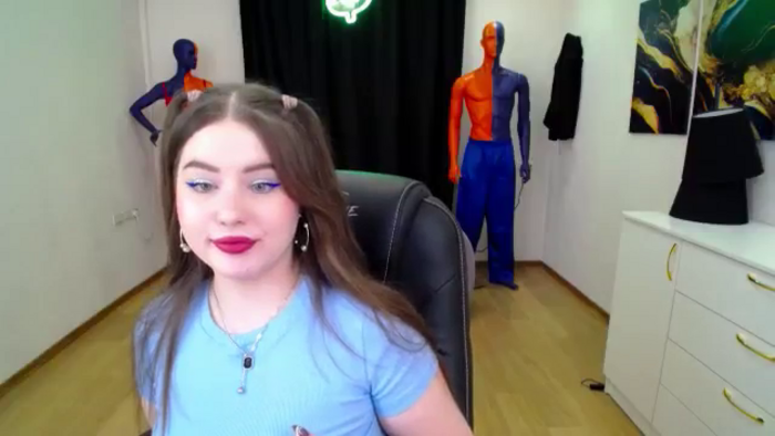 AdmireMyEyes