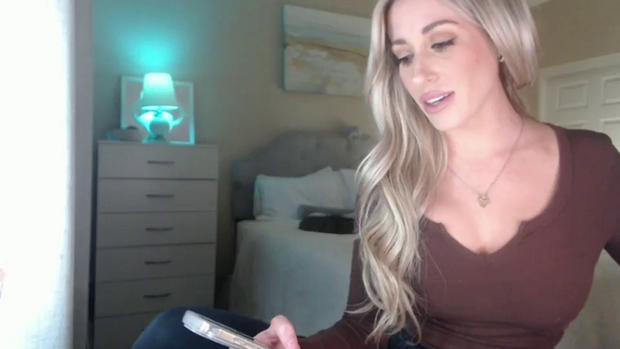 Queen_bambii