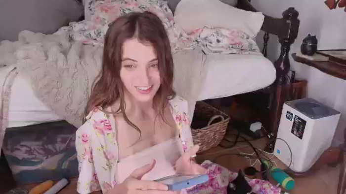 NaomiDee