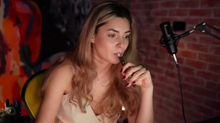 Allie_Synn