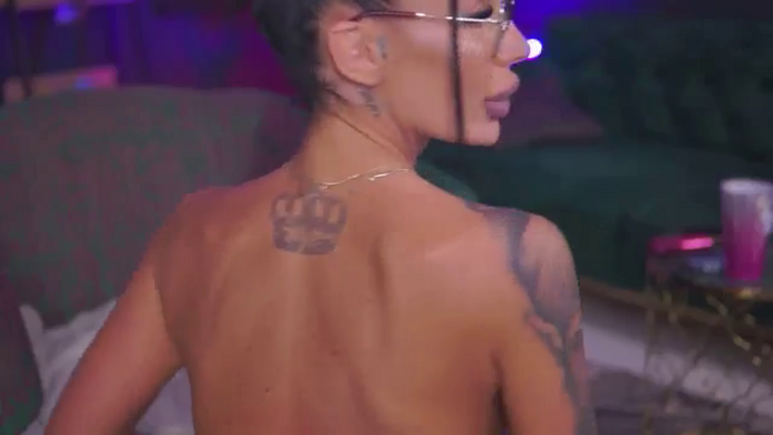 RaquelleVon