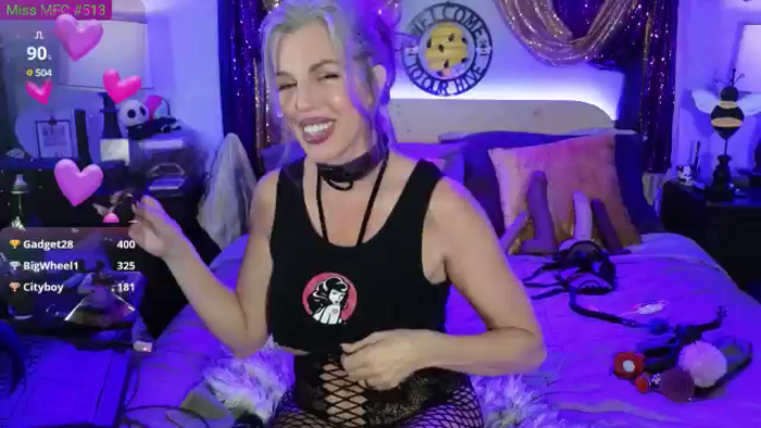 LadyBeeTrixxx