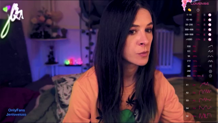 JenLovesXO