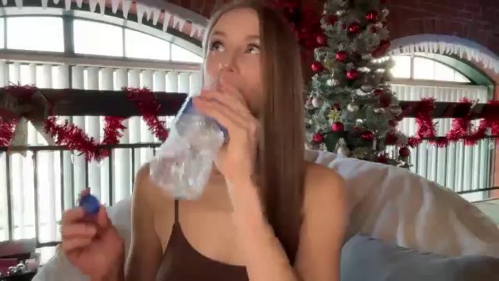 Luna_Moore1