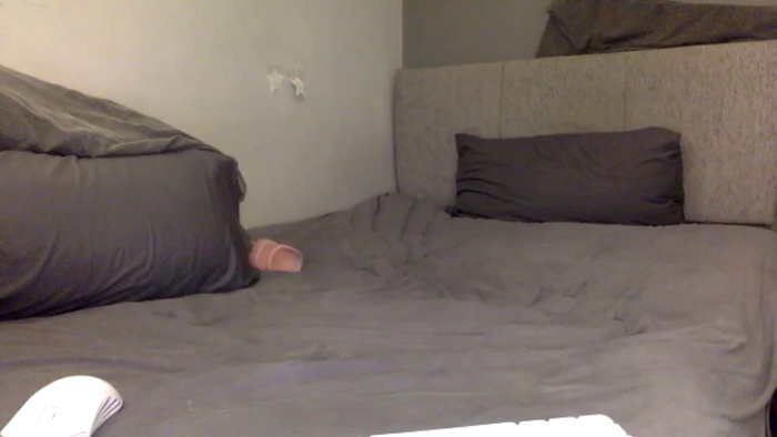 IzzyPeaches21