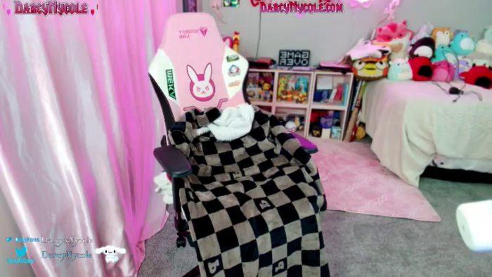 DarcyNycole