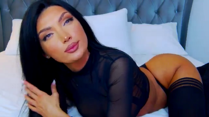 Karina_Smith