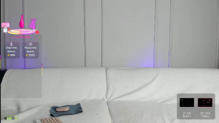 ShyEyesBlondy