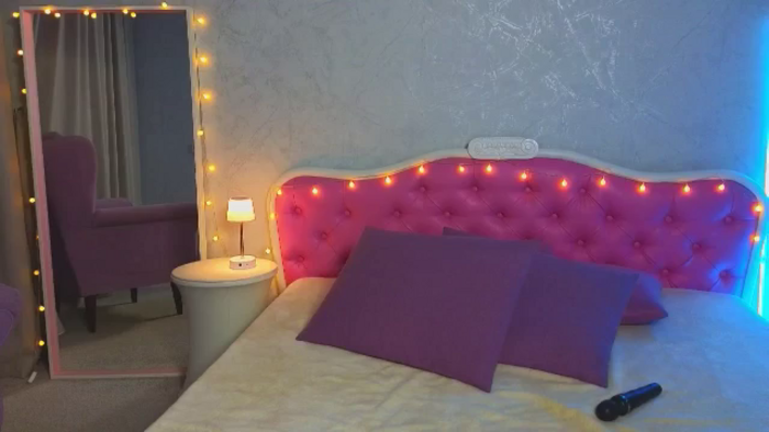ArianaPetite