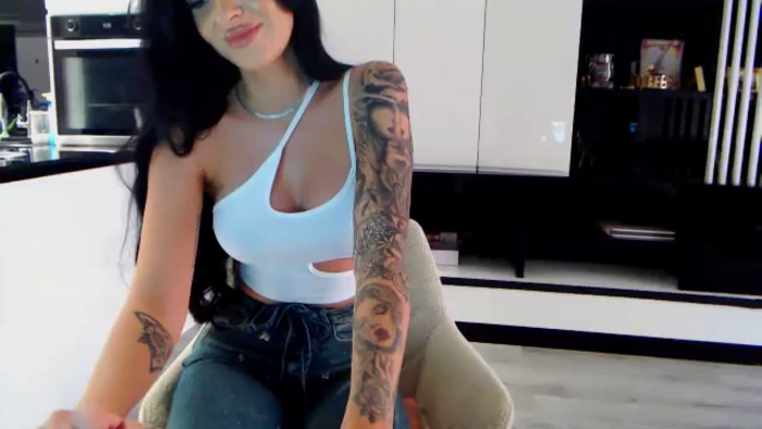 NicoleCrystal