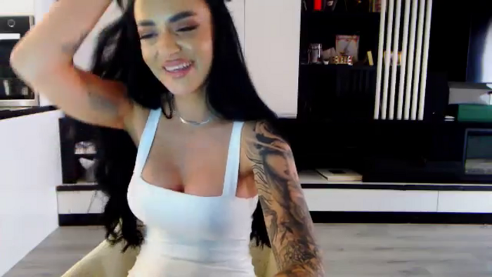 NicoleCrystal