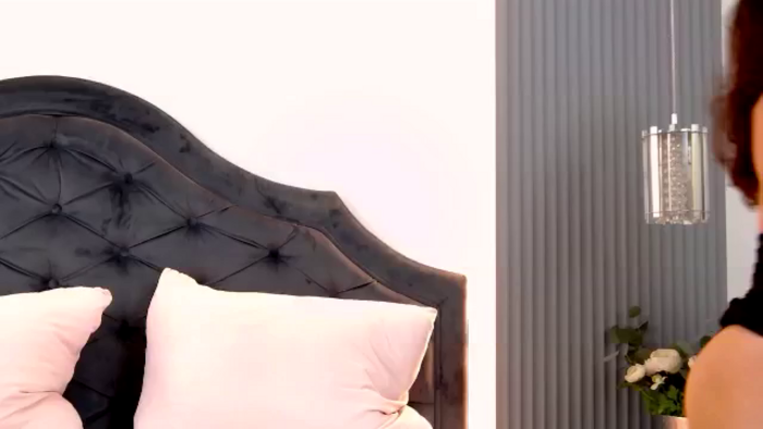 CurvedLizzie
