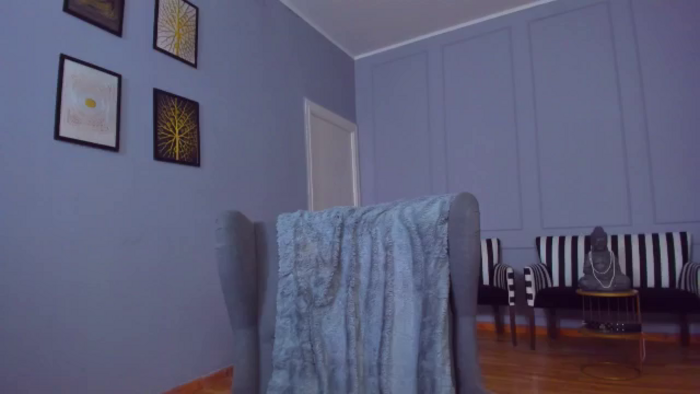 AwwwElla