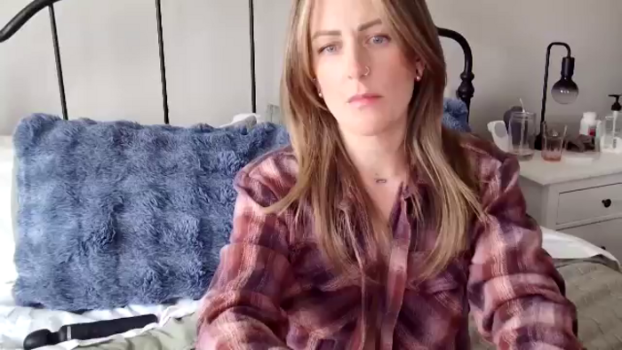 Lena_bee