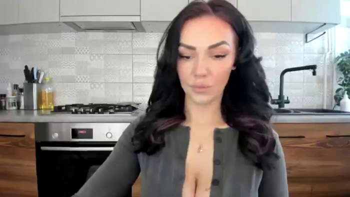 MissNelly_