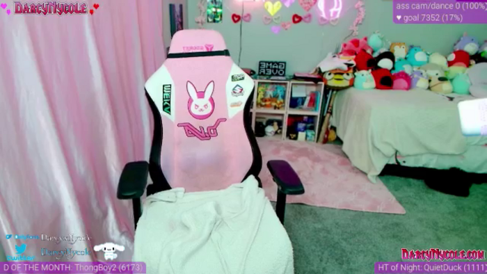 DarcyNycole