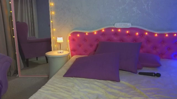 ArianaPetite