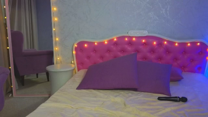 ArianaPetite