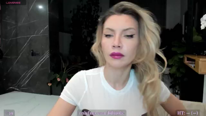 AweJolie