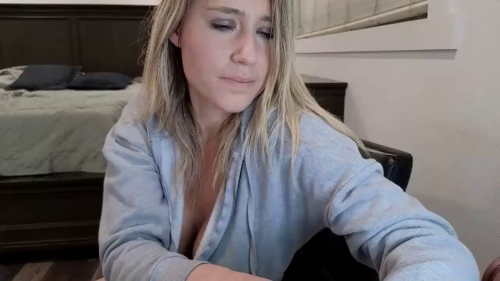 blond_milf