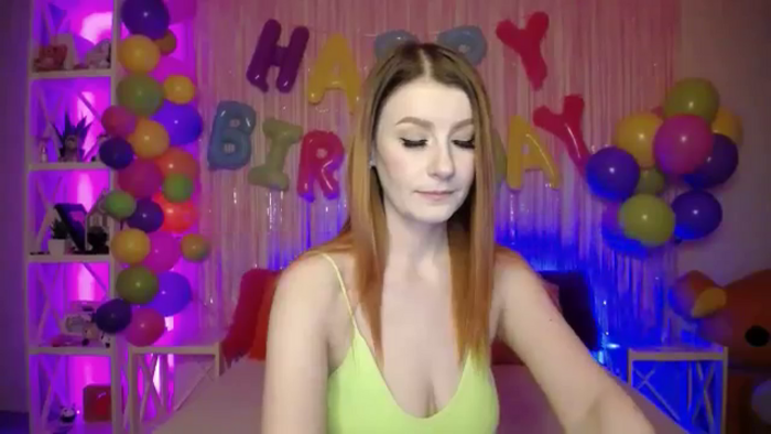 HOWERGIRL
