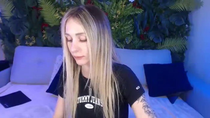 Horny_Blond