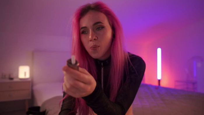 Sarah_Pink