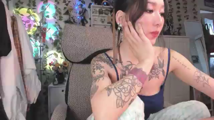 KellyAsian