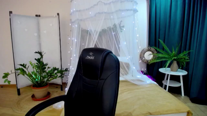 AdmireMyEyes