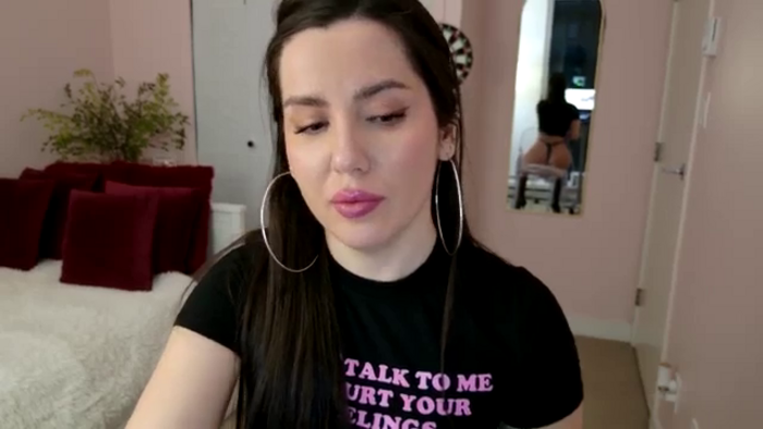 BellaBaxter