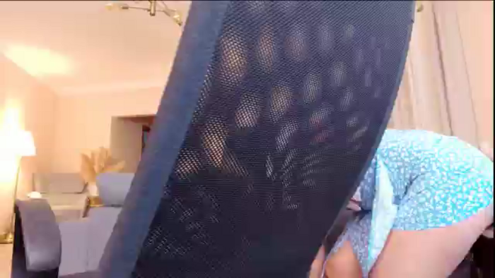 Cute_Hellena