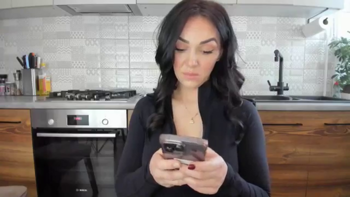 MissNelly_