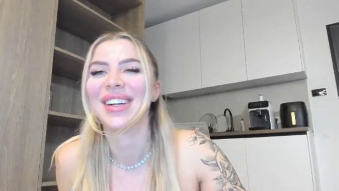 Megan_Ros