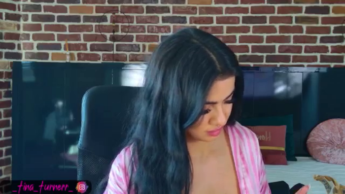 Tina_Turnerr