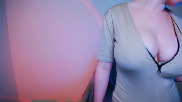 MeganFoxxi