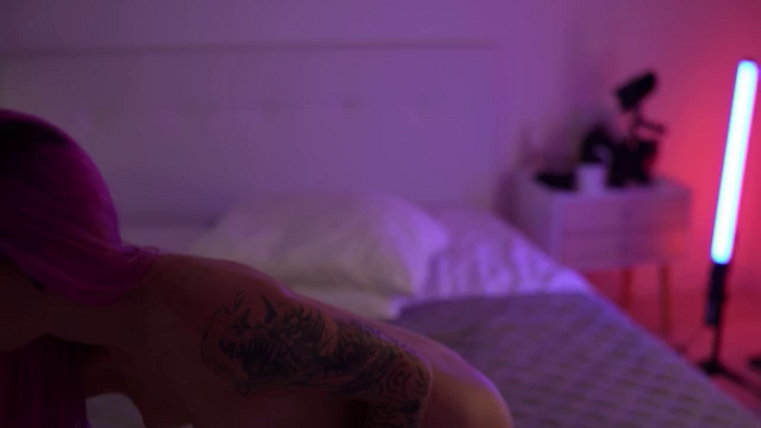 Sarah_Pink