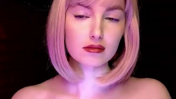 Red_Lips_Girl