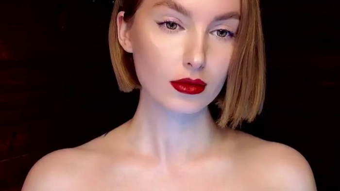 Red_Lips_Girl