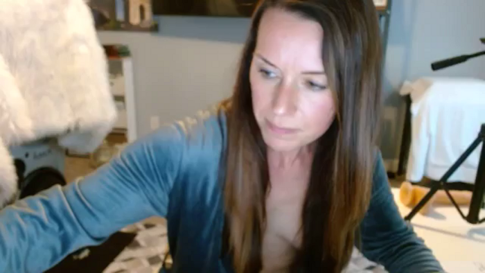 ellakane699