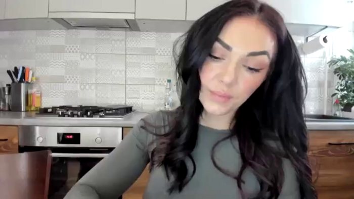 MissNelly_