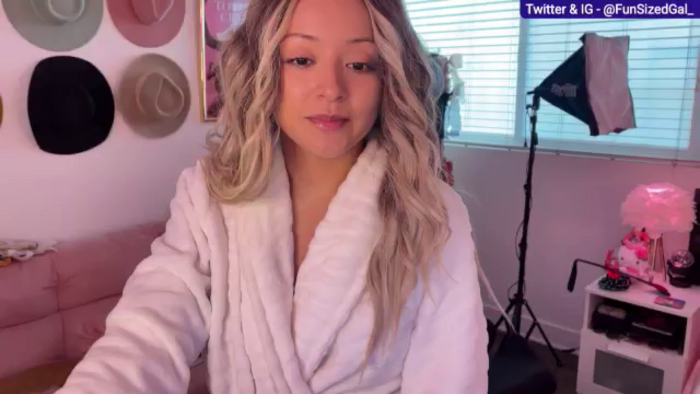 FunSizedGal