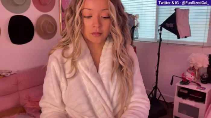 FunSizedGal