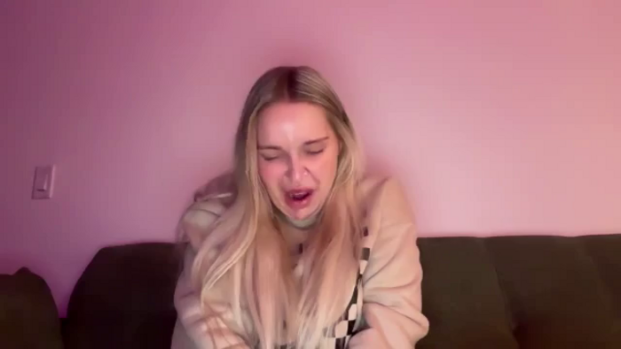 KissMyTitsPls