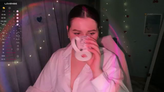 Bella_Wet