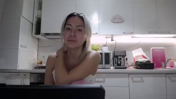 BlondeeFairy